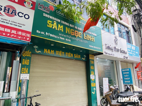 Nhiều chi nhánh, trụ sở của tập đoàn Mỹ Hạnh 'nổ' có dự án trồng sâm Ngọc Linh tháo dỡ biển hiệu - Ảnh 3. Một chi nhánh giới thiệu sâm Ngọc Linh của Tập đoàn Mỹ Hạnh chưa dỡ biển hiệu, nhưng theo vị chủ nhà, người thuê đã trả lại mặt bằng từ nhiều tháng trước - Ảnh: QUANG THẾ