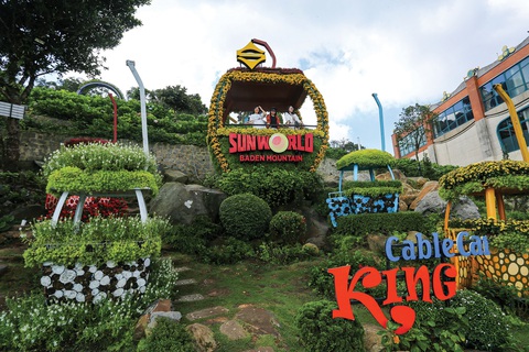 Tây Ninh "cú hích" ngành du lịch và giao thông - Ảnh 3. Cáp treo Sun WorldBa Den Mountain - điểm đến lý tưởng cho du khách mọi lứa tuổi