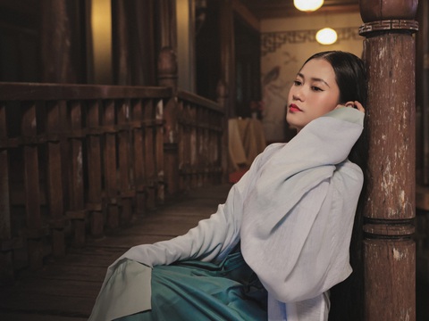 Lâm Vỹ Dạ khoe viết kịch bản, lời ca khúc sắp ra mắt nhưng 'giấu nhẹm' giọng hát - Ảnh 2. Lâm Vỹ Dạ tiết lộ tự viết lời ca khúc, lên ý tưởng cho MV đầu tay của riêng mình