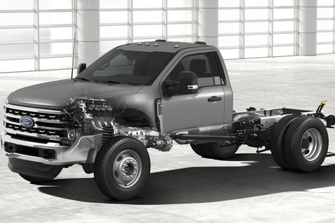Ford đăng ký bản quyền tên xe mới, hứa hẹn mở rộng đội hình bán tải - Ảnh 2. Những dòng xe cab chassis có tính chuyên dụng khá cao và từ trước tới giờ không dễ tiếp cận bởi tập người dùng phổ thông - Ảnh: Ford