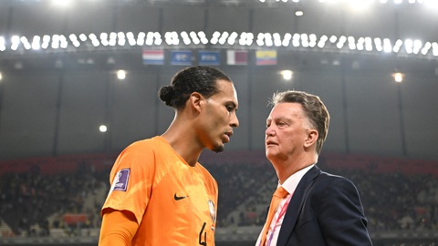 Điểm tin tối 5-9: Chê Messi, Van Gaal bị Van Dijk phản ứng - Ảnh 1. Van Dijk không hài lòng với phát biểu của ông thầy cũ - Ảnh: REUTERS