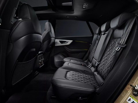 Audi Q8 facelift với đèn ban ngày tự do cho phép người dùng tự thiết kế - Ảnh 9. Audi Q8 facelift với đèn ban ngày tự do cho phép người dùng tự thiết kế - Ảnh 9.