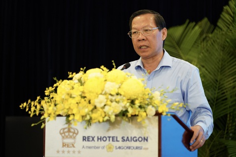 TP.HCM sẽ tiên phong trong quá trình chuyển đổi xanh - Ảnh 1. Chủ tịch UBND TP.HCM Phan Văn Mãi - Ảnh: H.H