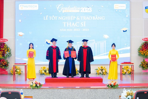 HUTECH tặng học bổng Thạc sĩ 100% học phí cho Hoa hậu Lê Hoàng Phương - Ảnh 3. Học viên nhận bằng thạc sĩ sau 1,5 năm, thêm cơ hội thăng tiến trong nền kinh tế hiện đại