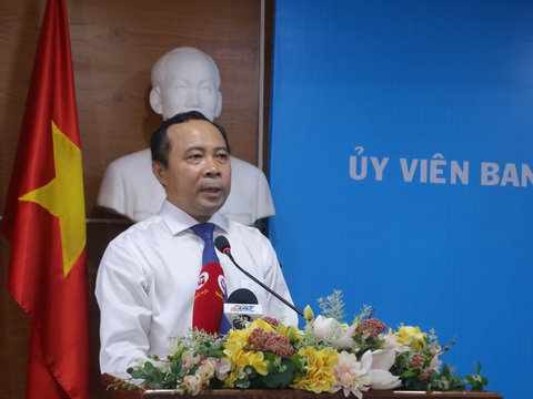 Đào tạo ngành ‘nóng’ không phải nhiệm vụ chiến lược của đại học quốc gia - Ảnh 3. PGS.TS Vũ Hải Quân - giám đốc Đại học Quốc gia TP.HCM - nêu những kiến nghị đến phó thủ tướng - Ảnh: TRỌNG NHÂN