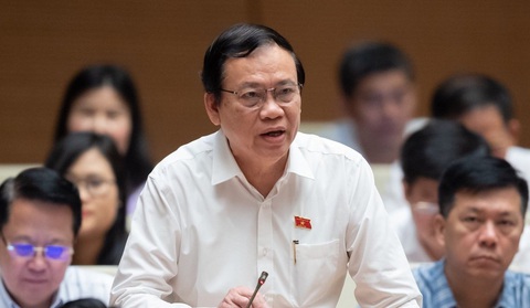 Đại biểu Quốc hội : 'Cảm ơn gì mà nhiều thế, gợi ý đến 2-3 lần để lấy về hàng triệu USD' - Ảnh 1. Đại biểu Vũ Trọng Kim - Ảnh: GIA HÂN