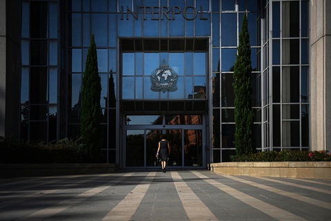 Nga: một số nước vẫn đang cố tìm cách loại bỏ nước này ra khỏi Interpol - Ảnh 1. Bộ Nội vụ Nga khẳng định một số quốc gia vẫn đang âm thầm tìm cách loại bỏ nước này khỏi Interpol - Ảnh: AFP
