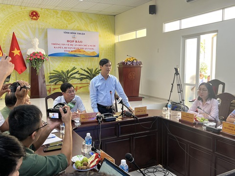 14h chiều nay, Bình Thuận họp báo thông tin dự án hồ chứa nước Ka Pét - Ảnh 1. Bí thư Tỉnh ủy Bình Thuận Dương Văn An phát biểu mở đầu buổi họp báo - Ảnh: TIẾN LONG