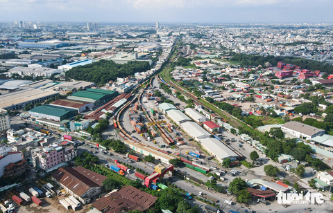 Toàn cảnh depot xe lửa cổ nhất Đông Dương được đề xuất di dời - Ảnh 13. Liên danh tư vấn đề xuất diện tích ga An Bình quy hoạch dự kiến khoảng 200ha, bao gồm các công trình ga, cơ sở bảo dưỡng sửa chữa đoàn tàu, cơ sở hạ tầng, khu vực bãi hàng, kho hàng (khổ 1.435mm và khổ 1.000mm), khu vực liên vận quốc tế; khu vực phát triển công nghiệp đường sắt; khu vực dự kiến di dời cho Nhà máy xe lửa Dĩ An...
