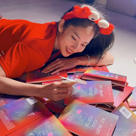 Lệ Nam phát hành sách đầu tay "Sức mạnh của nội tại" - Ảnh: NVCC Lệ Nam phát hành sách đầu tay "Sức mạnh của nội tại" - Ảnh: NVCC