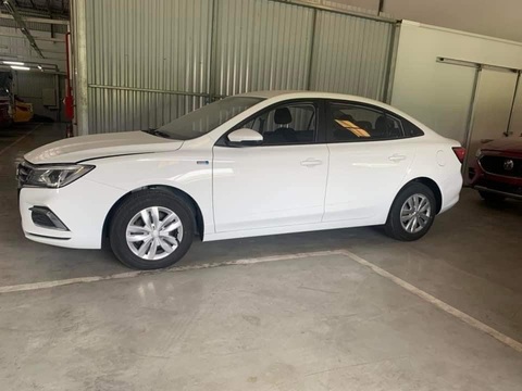Tin tức giá xe: MG5 số sàn giá dự kiến từ 350 triệu, 'lấn sân' cả xe hạng A - Ảnh 4. Nhìn vào thiết kế la-zăng có thể dự đoán MG5 MT sẽ có 2 phiên bản - Ảnh: Facebook