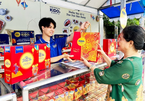 Chọn bánh trung thu đáp ứng nhu cầu ‘ăn ngon, mặc đẹp’ - Ảnh 1. Chọn bánh trung thu đáp ứng nhu cầu ‘ăn ngon, mặc đẹp’ - Ảnh 1.