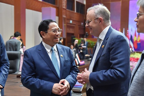 Thủ tướng Phạm Minh Chính gặp Ngoại trưởng Nga, Thủ tướng Úc tại Indonesia - Ảnh 1. Thủ tướng Phạm Minh Chính gặp Thủ tướng Úc Anthony Albanese ngày 7-9 tại Indonesia - Ảnh: TUẤN ANH