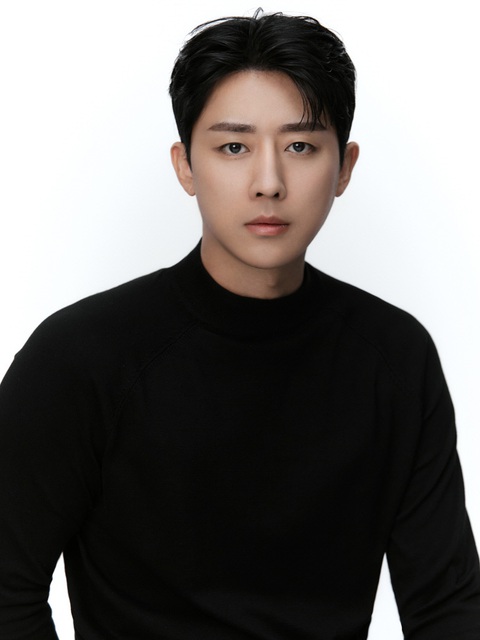 CHẤN ĐỘNG: Jang Nara và 'chồng cũ' Son Ho Jun tái hợp - Ảnh 2. Son Ho Jun đảm bảo nhận vai Heo Soon Young, chồng của Seo Jae Won. Một người luôn nỗ lực để trở thành người chồng tình cảm và người cha tốt.