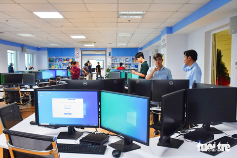 Quan cảnh phòng thực hành triệu đô - Ảnh: TRẦN HOÀI Trong phòng thực hành an ninh mạng triệu đô ở Trường đại học Nha Trang - Ảnh: TRẦN HOÀI