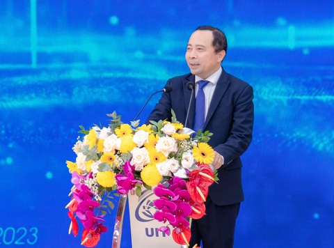 Trường đại học công nghệ thông tin mở ngành kỹ thuật thiết kế vi mạch - Ảnh 1. PGS.TS Vũ Hải Quân phát biểu tại lễ khai giảng năm học 2023-2024 của Trường đại học Công nghệ thông tin (Đại học Quốc gia TP.HCM) - Ảnh: TRƯƠNG DŨNG