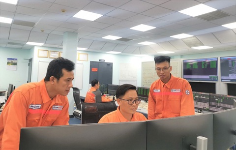 Công ty Nhiệt điện Phú Mỹ đảm bảo sản lượng điện - Ảnh 2. Công ty Nhiệt điện Phú Mỹ đảm bảo sản lượng điện - Ảnh 2.