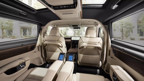 Toyota Alphard cháy hàng chỉ 3 tháng sau ngày ra mắt, tạm ngừng nhận đơn mới - Ảnh 2. Giá bán dự kiến của mẫu MPV hạng sang khi về Việt Nam rơi vào khoảng 4,5 tỉ đồng - Ảnh: Toyota