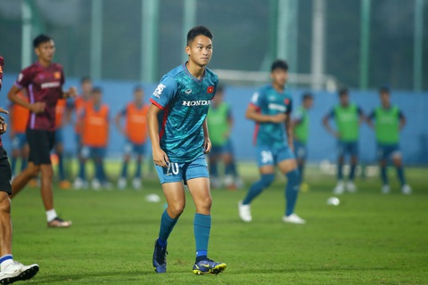Andrej Nguyễn An Khánh có thống kê đẹp hơn nhiều cầu thủ U18 Việt Nam nhưng chưa thể hiện tốt bản lĩnh để cạnh tranh sòng phẳng - Ảnh: HOÀNG TÙNG Andrej Nguyễn An Khánh có thống kê đẹp hơn nhiều cầu thủ U18 Việt Nam nhưng chưa thể hiện tốt bản lĩnh để cạnh tranh sòng phẳng - Ảnh: HOÀNG TÙNG