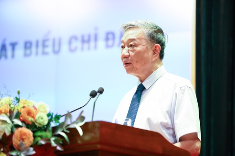 Thượng tướng Lương Tam Quang làm Chủ tịch Hiệp hội an ninh mạng Quốc gia - Ảnh 1. Bộ trưởng Bộ Công an, Đại tướng Tô Lâm cho rằng các dịch vụ công nghệ an ninh mạng chính là thanh gươm, là lá chắn đắc lực trong việc gìn giữ bảo vệ chủ quyền Tổ quốc - Ảnh: H.H.