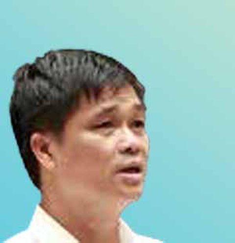 'Công nhân yêu bóng đá rất mong chờ giải' - Ảnh 2. Ông Ngọ Duy Hiểu - Phó chủ tịch Tổng Liên đoàn lao động Việt Nam