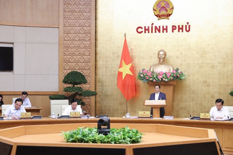 Kinh tế còn nhiều khó khăn nhưng đã có dấu hiệu tích cực - Ảnh 1. Thủ tướng Phạm Minh Chính chủ trì phiên họp Chính phủ thường kỳ - Ảnh: VGP