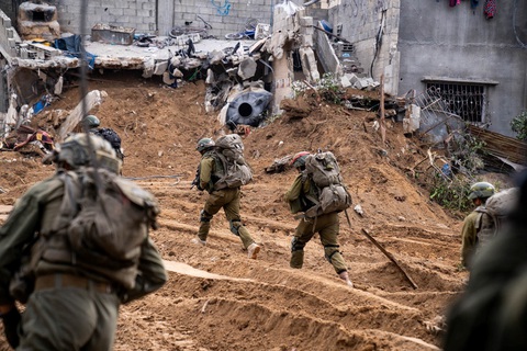 Lính Israel ở Gaza - Ảnh: REUTERS Lính Israel ở Gaza - Ảnh: REUTERS