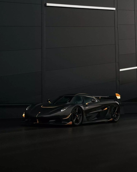 Koenigsegg Jesko độc nhất vô nhị với thân carbon, vàng 24K trang trí của trùm bất động sản- Ảnh 1. Koenigsegg chỉ sản xuất giới hạn 125 siêu xe Jesko để thế chỗ xe nhanh nhất thế giới một thời là Agera - Ảnh: Koenigsegg
