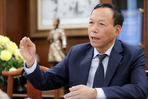 Xét xử các đại án: Hồ sơ hàng tấn, phải chở bằng máy bay- Ảnh 2. Ông Nguyễn Trí Tuệ, phó chánh án thường trực Tòa án nhân dân tối cao - Ảnh: NGUYỄN KHÁNH