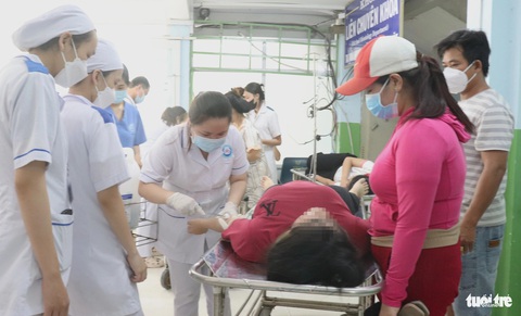 Ngắm nhìn sự chuyển mình của bệnh viện từng bị ngập khi mưa, bác sĩ đeo ủng cứu người- Ảnh 6. Bệnh viện Đa khoa khu vực Hóc Môn (TP.HCM) còn chú trọng đào tạo nguồn nhân lực chất lượng cao - Ảnh: XUÂN MAI