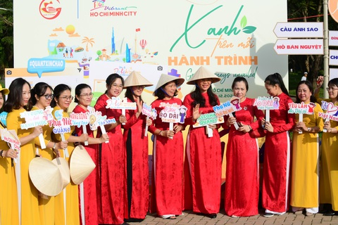 TP.HCM đặt mục tiêu đón 6 triệu lượt khách quốc tế năm 2024- Ảnh 1. Các lễ hội du lịch đã trở thành điểm nhấn trong thu hút du khách đến với TP.HCM - Ảnh: QUANG ĐỊNH