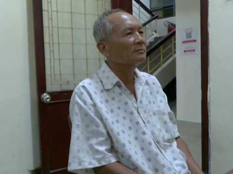Bị can giết 6 người nói: 43 năm nghĩ không bao giờ tìm ra tôi, vậy mà tôi vẫn bị bắt- Ảnh 4. Bị can Phan Thanh Việt không ngờ 43 năm lẩn trốn vẫn bị bắt giữ - Ảnh: Công an Quảng Ngãi