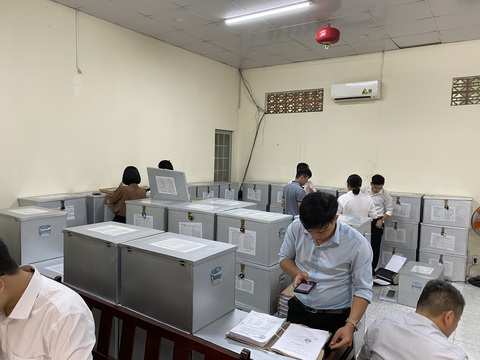 Nhiều luật sư đã đến TAND TP.HCM để sao chụp hồ sơ vụ án - Ảnh: TUYẾT MAI Nhiều luật sư đã đến Tòa án nhân dân TP.HCM để sao chụp hồ sơ vụ án - Ảnh: TUYẾT MAI