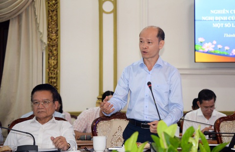 Phân cấp cho TP.HCM: Làm sao để TP.HCM tự quyết, ít phải đi hỏi bộ ngành- Ảnh 2. PGS.TS Võ Trí Hảo - trọng tài viên VIAC, cố vấn cao cấp IICL - nêu ý kiến - Ảnh: THẢO LÊ