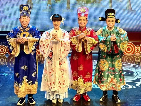 Tin tức giải trí 11-1: Táo quân chính thức trở lại, concert Hà Anh Tuấn cháy vé- Ảnh 3. Tạo hình các Táo trong Táo quân 2024 do NSƯT Chí Trung đăng tải - Ảnh: Facebook nhân vật