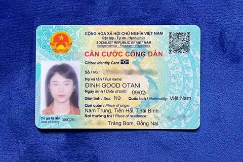 Loạt tên khai sinh độc lạ từng gây xôn xao mạng xã hội- Ảnh 7. Cô gái sở hữu combo "hủy diệt": Tên lạ và xinh đẹp.