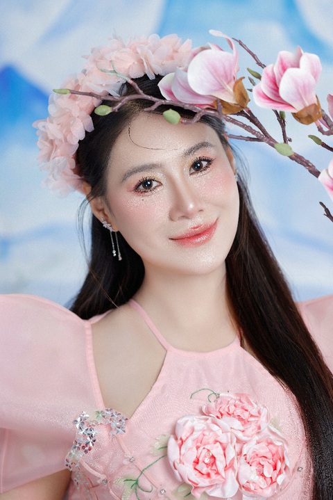 Hồ Bích Trâm nghỉ Tết sớm, đưa con trai về quê và kế hoạch có thêm con- Ảnh 4. Hồ Bích Trâm nghỉ Tết sớm, đưa con trai về quê và kế hoạch có thêm con- Ảnh 4.