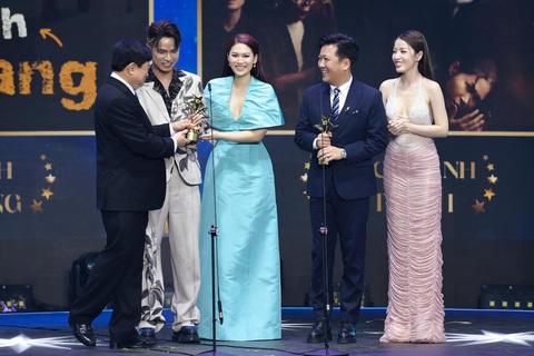 Thạch Sanh Lý Thanh của Ngọc Thanh Tâm đã ẵm trọn 3 giải thưởng tại Ngôi sao xanh 2023 Thạch Sanh Lý Thanh của Ngọc Thanh Tâm đã ẵm trọn 3 giải thưởng tại Ngôi sao xanh 2023