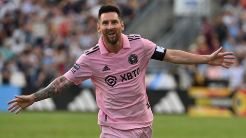 Vé xem Lionel Messi ra mắt 2024 ế ẩm, ban tổ chức sợ lỗ nặng- Ảnh 1. Trận ra mắt mùa giải 2024 của Lionel Messi đang ế vé - Ảnh: GETTY IMAGES