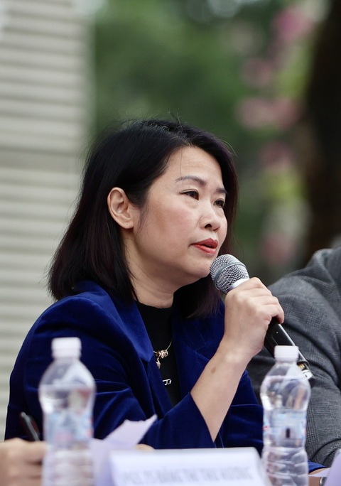 PGS.TS Vũ Thị Hiền, Trưởng Phòng quản lý đào tạo, Trường ĐH Ngoại thương - Ảnh: NGUYỄN KHÁNH PGS.TS Vũ Thị Hiền, Trưởng Phòng quản lý đào tạo, Trường ĐH Ngoại thương - Ảnh: NGUYỄN KHÁNH