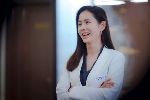 Top 10 bộ phim hay nhất của Son Ye Jin (P1)- Ảnh 5. Top 10 bộ phim hay nhất của Son Ye Jin (P1)- Ảnh 5.