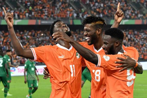 Bờ Biển Ngà giành chiến thắng ở trận mở màn Afcon 2023- Ảnh 1. Niềm vui chiến thắng của các cầu thủ Bờ Biển Ngà - Ảnh: GETTY