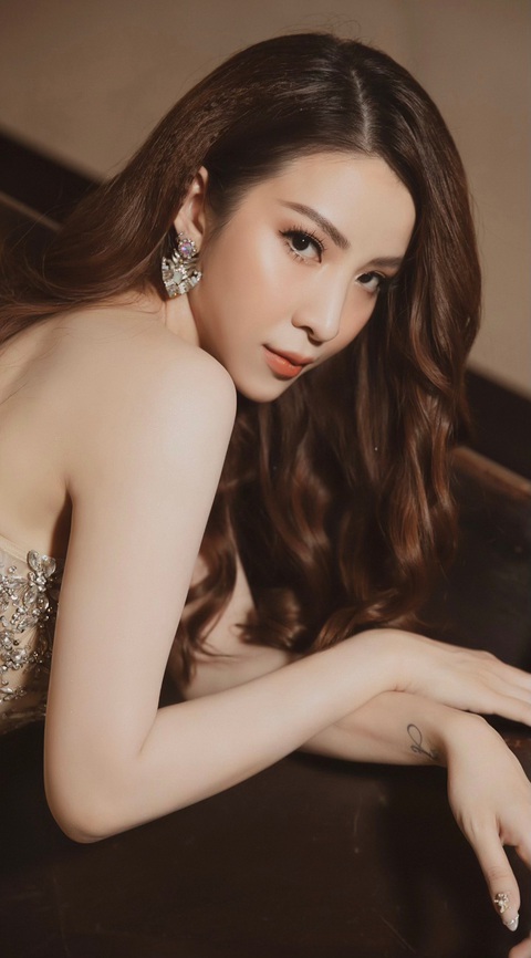 'Mợ Hai' Ngô Phương Anh hài lòng vì năm 2023 trọn vẹn và được 'chữa lành'- Ảnh 3. Visual hút mắt của Ngô Phương Anh đốn tim khán giả