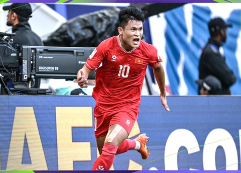 HLV Phan Thanh Hùng: Việt Nam chơi chững chạc trước Nhật Bản- Ảnh 2. Tuấn Hải là một trong hai cầu thủ ghi bàn trong trận đấu cho tuyển Việt Nam - Ảnh: AFC