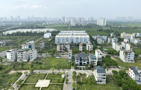 Dự thảo Luật Đất đai (sửa đổi) giữ quy định chỉ được thực hiện dự án nhà ở thương mại thông qua thỏa thuận về nhận quyền sử dụng đất đối với đất ở - Ảnh: THÀNH CHUNG Dự thảo Luật Đất đai (sửa đổi) giữ quy định chỉ được thực hiện dự án nhà ở thương mại thông qua thỏa thuận về nhận quyền sử dụng đất đối với đất ở - Ảnh: THÀNH CHUNG