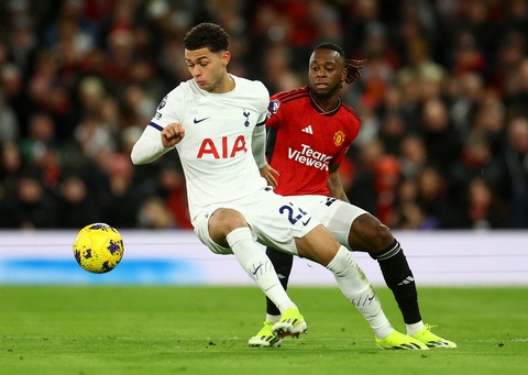 Man United và Tottenham bất phân thắng bại- Ảnh 1. Tottenham và chủ nhà Man United chia điểm ở vòng 21 Giải ngoại hạng Anh - Ảnh: REUTERS
