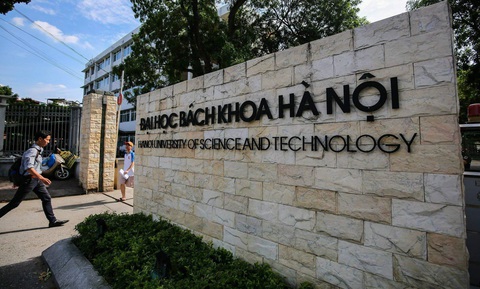 Quy hoạch mạng lưới đại học: Sẽ sáp nhập, đình chỉ trường chưa đạt chuẩn- Ảnh 3. Ngày 2-12-2022, Thủ tướng Chính phủ đã ban hành quyết định số 1512 chuyển Trường đại học Bách khoa Hà Nội thành Đại học Bách khoa Hà Nội - Ảnh: NAM TRẦN