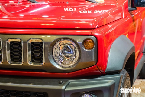 Chi tiết Suzuki Jimny 5 cửa ở Đông Nam Á: Rộng hơn, nặng hơn, đắt hơn bản dự kiến sắp bán ở Việt Nam- Ảnh 4. Chi tiết Suzuki Jimny 5 cửa ở Đông Nam Á: Rộng hơn, nặng hơn, đắt hơn bản dự kiến sắp bán ở Việt Nam- Ảnh 4.