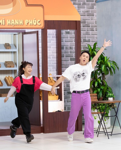 Khách mời tập 12 là ca sĩ MaiKhách mời tập 12 là ca sĩ Mai Tiến Dũng và Lương Bích Hữu Tiến Dũng và Lương Bích Hữu Khách mời tập 12 là ca sĩ Mai Tiến Dũng và Lương Bích Hữu