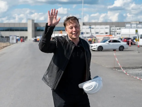 Mỗi ngày tiêu 1 triệu USD, phải mất 673 năm Elon Musk mới hết tiền- Ảnh 3. Elon Musk coi tiền là công cụ để đạt được mục đích của mình - Ảnh: Business Insider